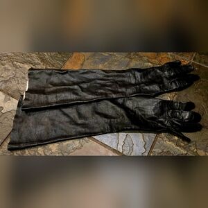 Vintage Black Leather Women's Gloves
